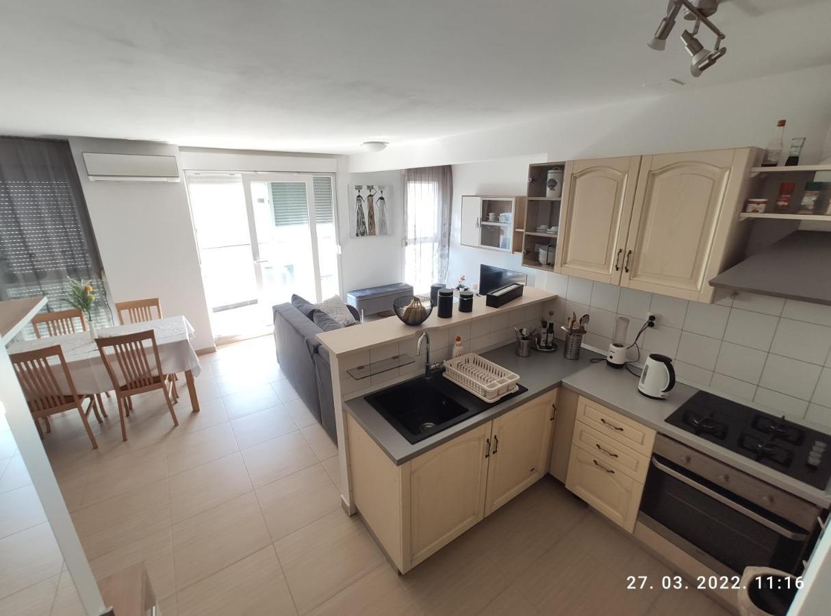 Апартаменты Apartman Antonela With Free Garage Parking Сплит Экстерьер фото